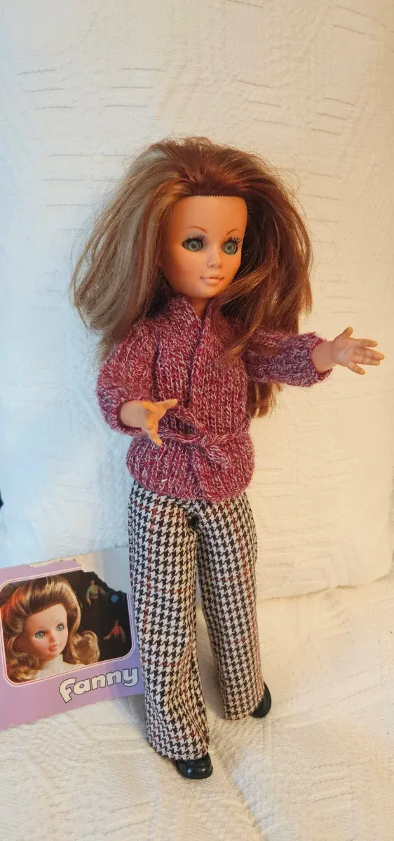 Traje de chaqueta y pantalón de la muñeca Fanny