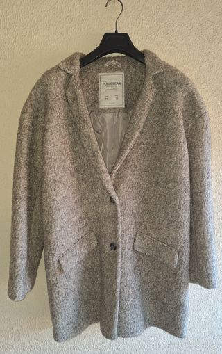 Abrigo Pull&Bear gris talla M
