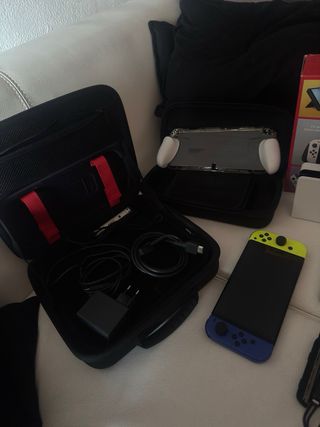 Nintendo Switch OLED Blanca mas accesorios