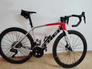 Trek Émonda SL 6 2024 Talla 52.
Impecable.