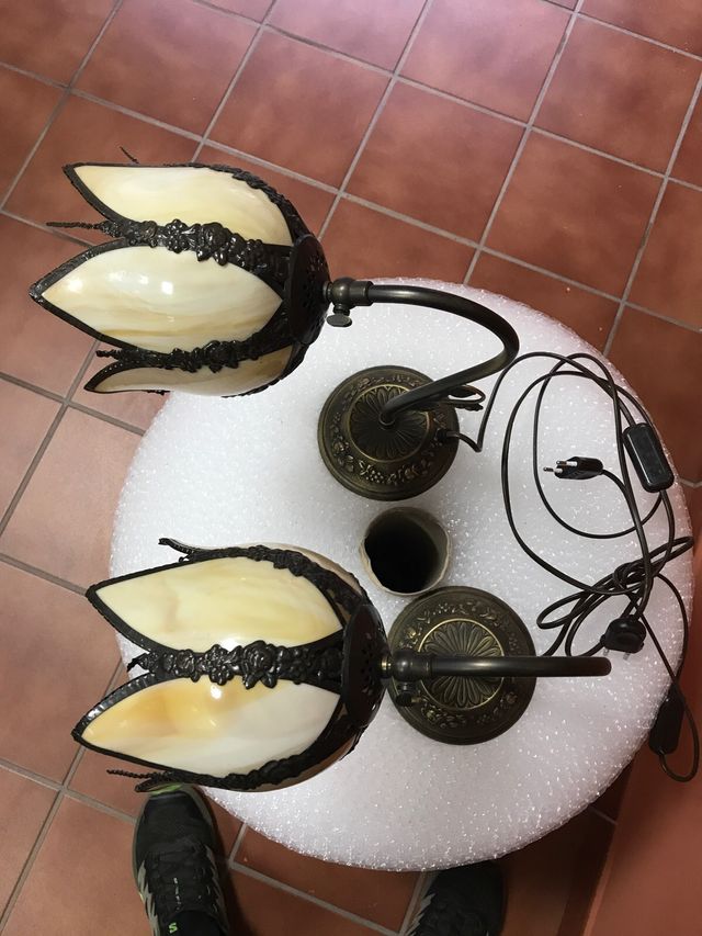 Lampade da comodino in vetro e metallo