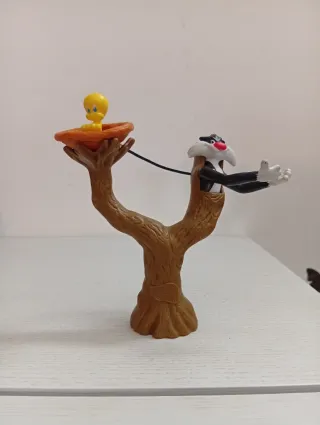 Gatto Silvestro e Titti Giocattolo