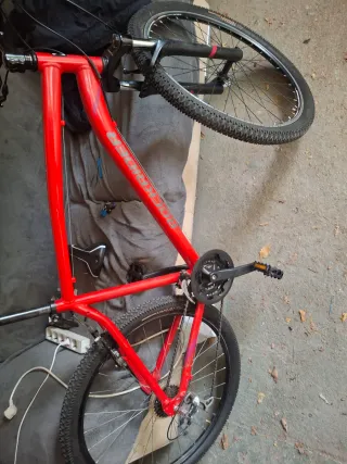 Bicicleta Rockrider ST100 XL Roja