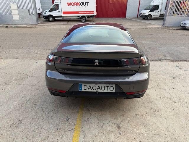 Peugeot 508 2021 1.5HDI 130cv Automatico