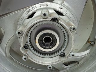 LLANTA TRASERA YAMAHA GTS 1000 '93/'99