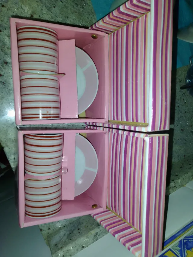 Juego de café tazas y platos