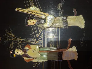 Panel japonés con incrustaciones de nácar