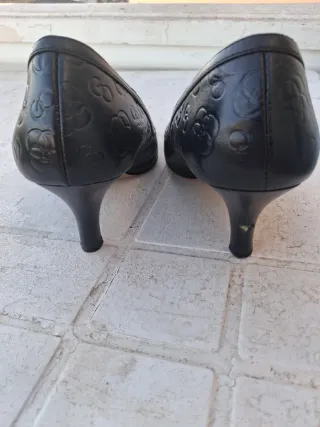 Zapatos tacón Gloria Ortiz negros