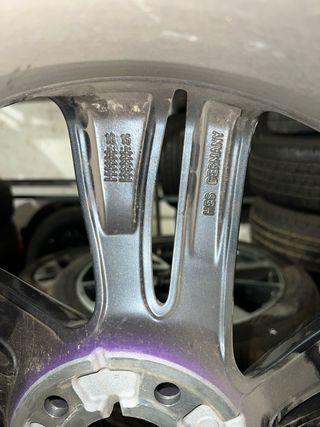 Llantas 19" Nissan 5x114.3 Con Neumáticos 90% vida