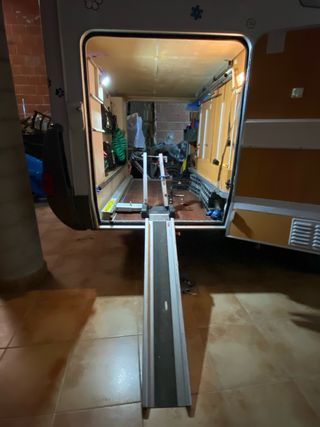 Portamotos Pollicino 1.9M. + Rampa extensible