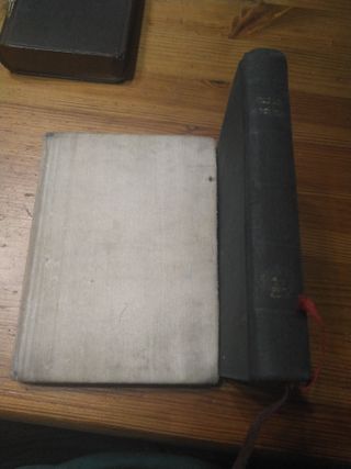 Lote 5 libros religiosos , precio no negociable