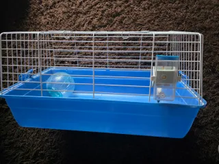 Jaula grande para roedores azul y blanca