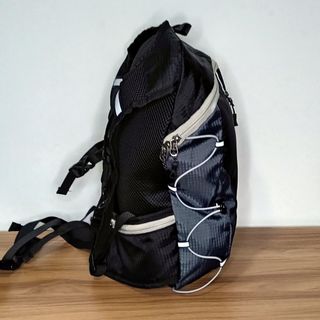NUEVA - Mochila running 10L – Impermeable y cómoda