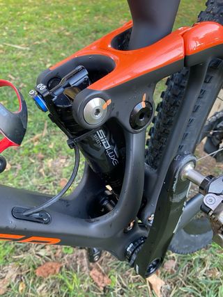 Mondraker F-Podium Carbono
