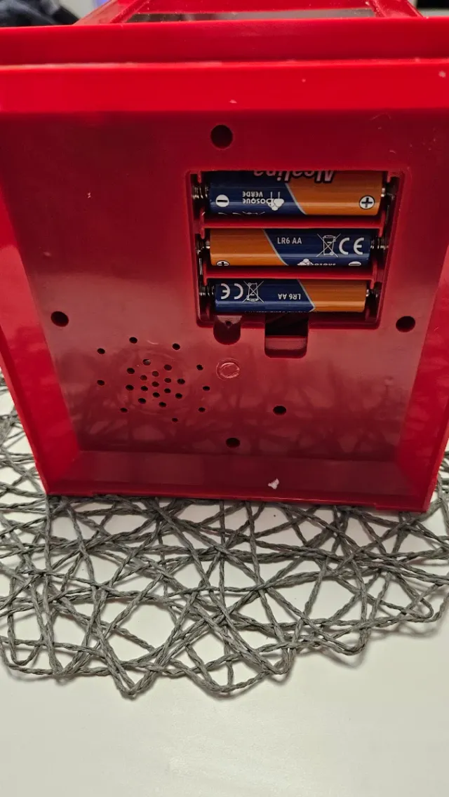 Farola Navideña con Nieve y Música