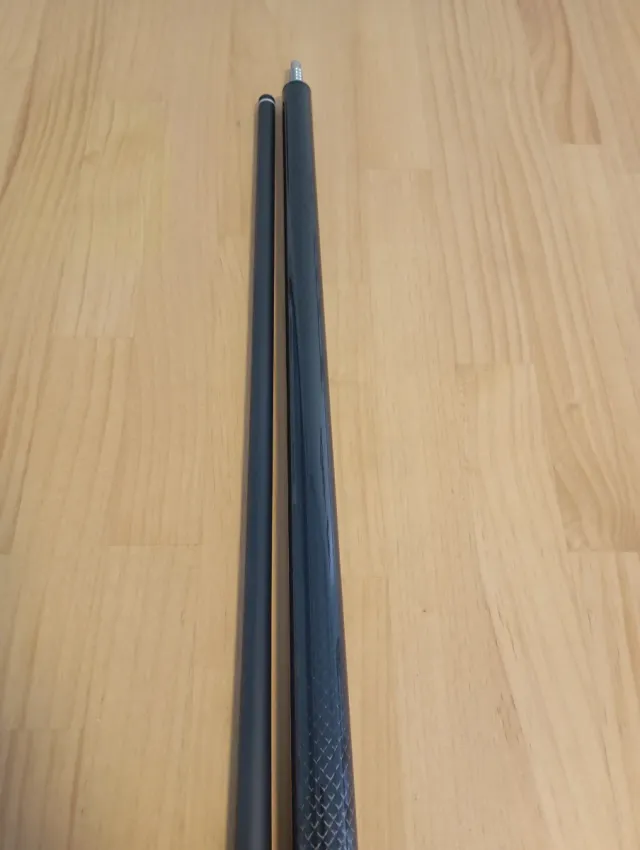 Taco de billar en carbono