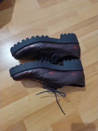 Zapatos Oxford Burdeos