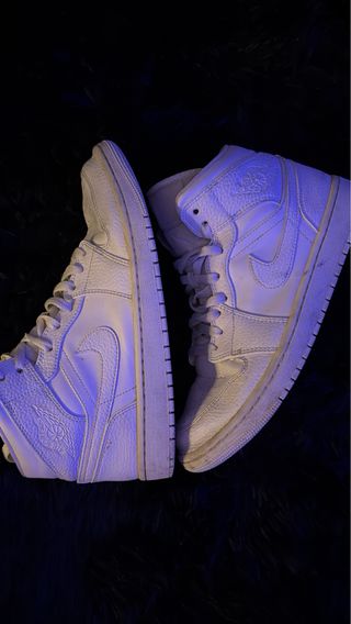 Nike Jordan Mid Bianche