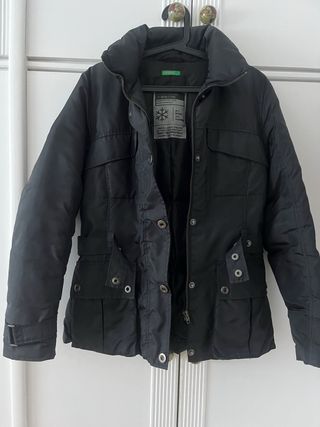 Chaqueta plumas Benetton impermeable. Como nueva