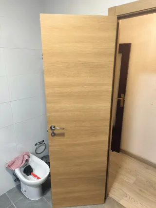 Puerta interior madera