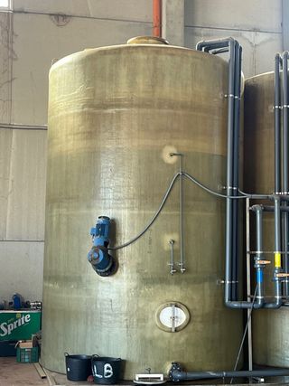 Depósito Poliéster 50.000L con Agitador