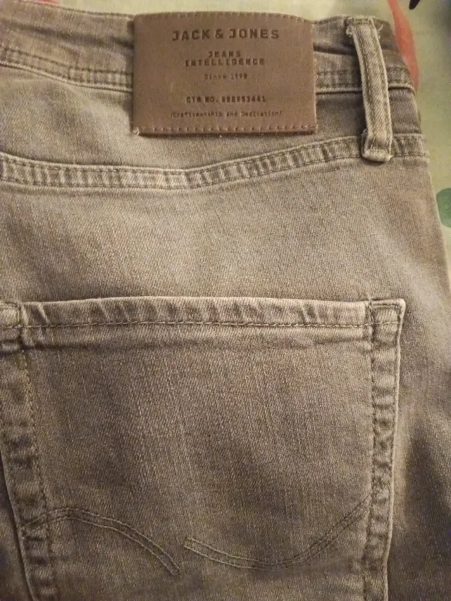 Vaqueros Jack & Jones Grises