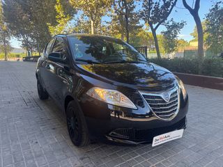 Lancia Ypsilon 1.2 con 34000KM