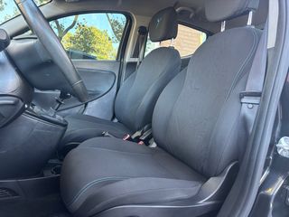 Lancia Ypsilon 1.2 con 34000KM