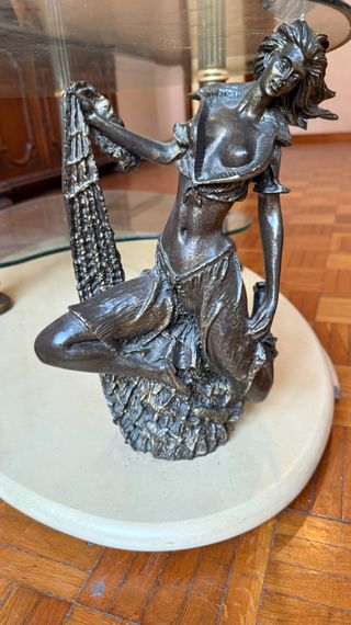 MESA CENTRO DE CRISTAL (con diseño Figura Mujer)