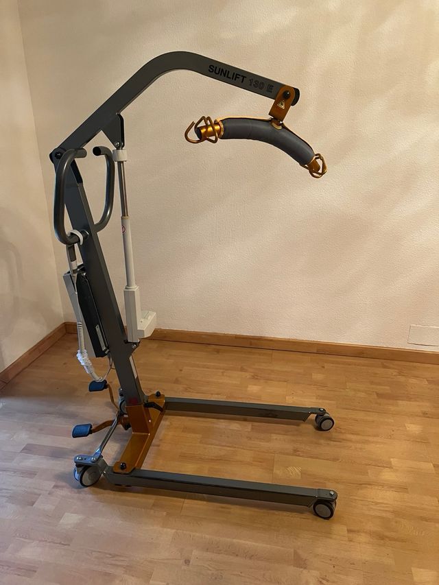 Grúa eléctrica SUNLIFT 130 E