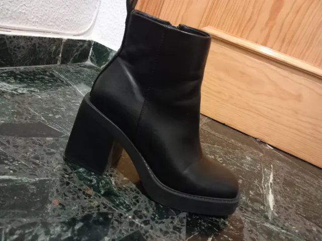 Botas de tacón negras