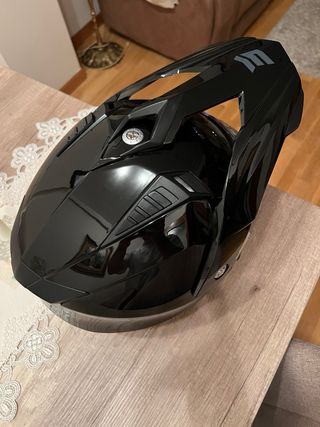 Casco de moto trail negro