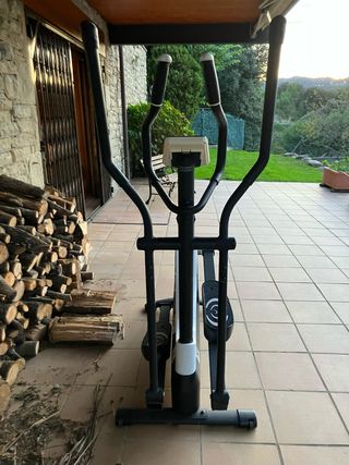 Elíptica Domyos poco usada