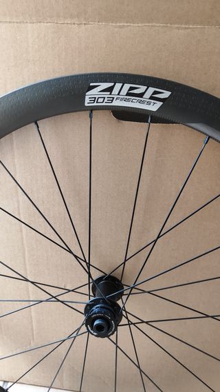 Rueda Delantera Zipp 303 Firecrest Carbono