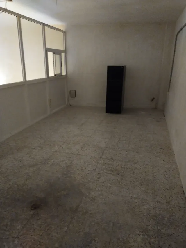 Local comercial Elda 220/380v