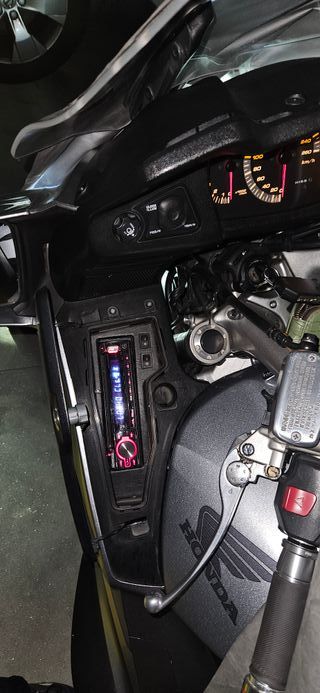 Honda Pan European ST1300 Plata