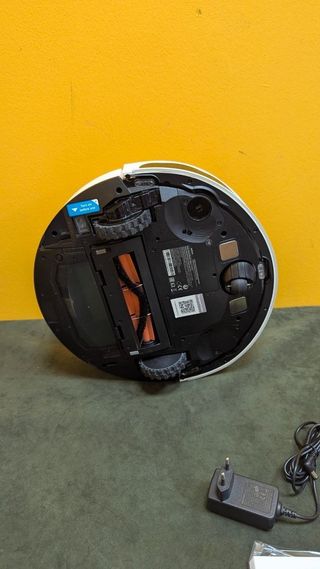 MOVA M1 Robot aspirador y friegasuelos