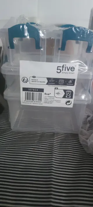 Cajas de plástico 5five con tapa