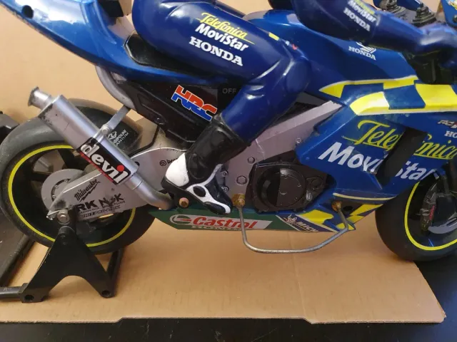 Modellino radiocomandato Honda HRC MotoGP