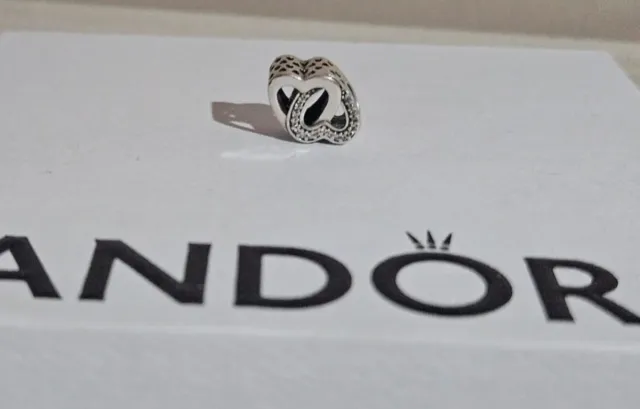 Pandora Charm Corazón Plata