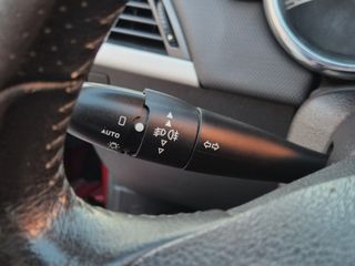 Peugeot 207 ACTIVE 1.4 VTi 95