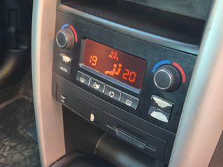 Peugeot 207 ACTIVE 1.4 VTi 95