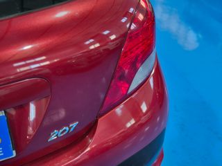 Peugeot 207 ACTIVE 1.4 VTi 95