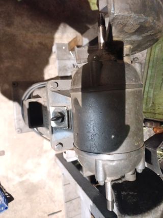 Esmeriladora de banco Formi