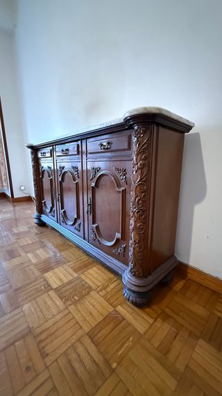 APARADOR antiguo madera tallada y mármol (vintage)