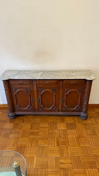 APARADOR antiguo madera tallada y mármol (vintage)
