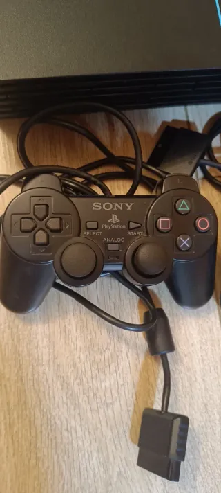Consola PlayStation 2 Negra + 6 juegos