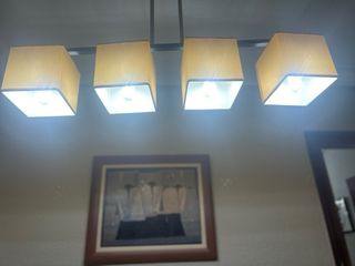 Lámpara de salón 4 focos dorada