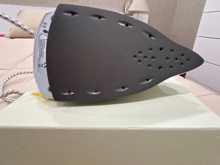 Plancha de viaje plegable