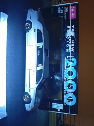 Limusina Lincoln Town Car 1/18 Sun Star